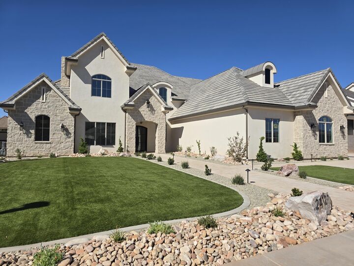 Property Photo: 2412 S Breckenridge Dr UT 84790