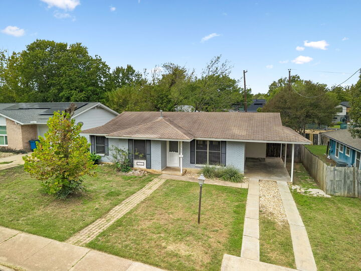 Property Photo:  2700 E East Side Drive  TX 78704 