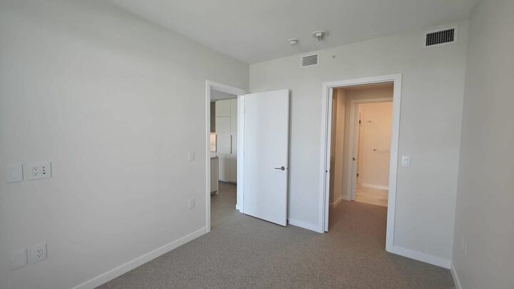 Property Photo:  2186 Gilmore Avenue  BC V5C 6A7 