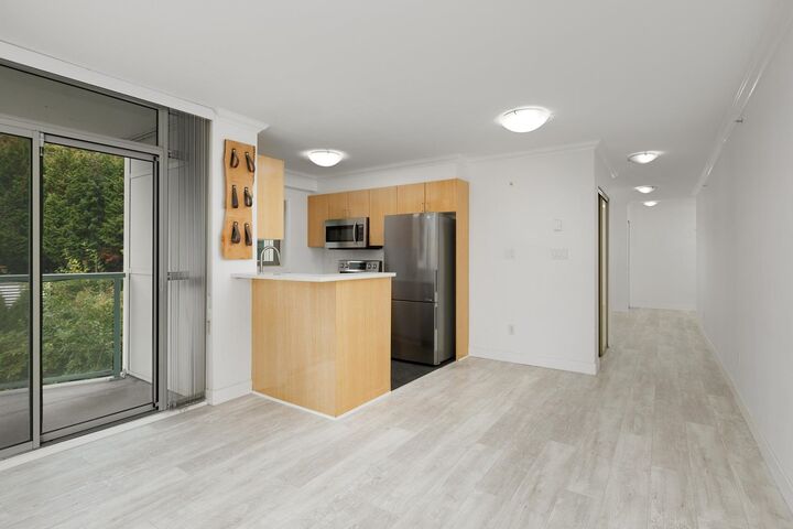 Property Photo:  2763 Chandlery Place 301  BC V5S 4V4 
