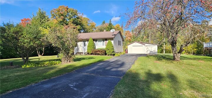 Property Photo:  2232 Derby Road  NY 14057 