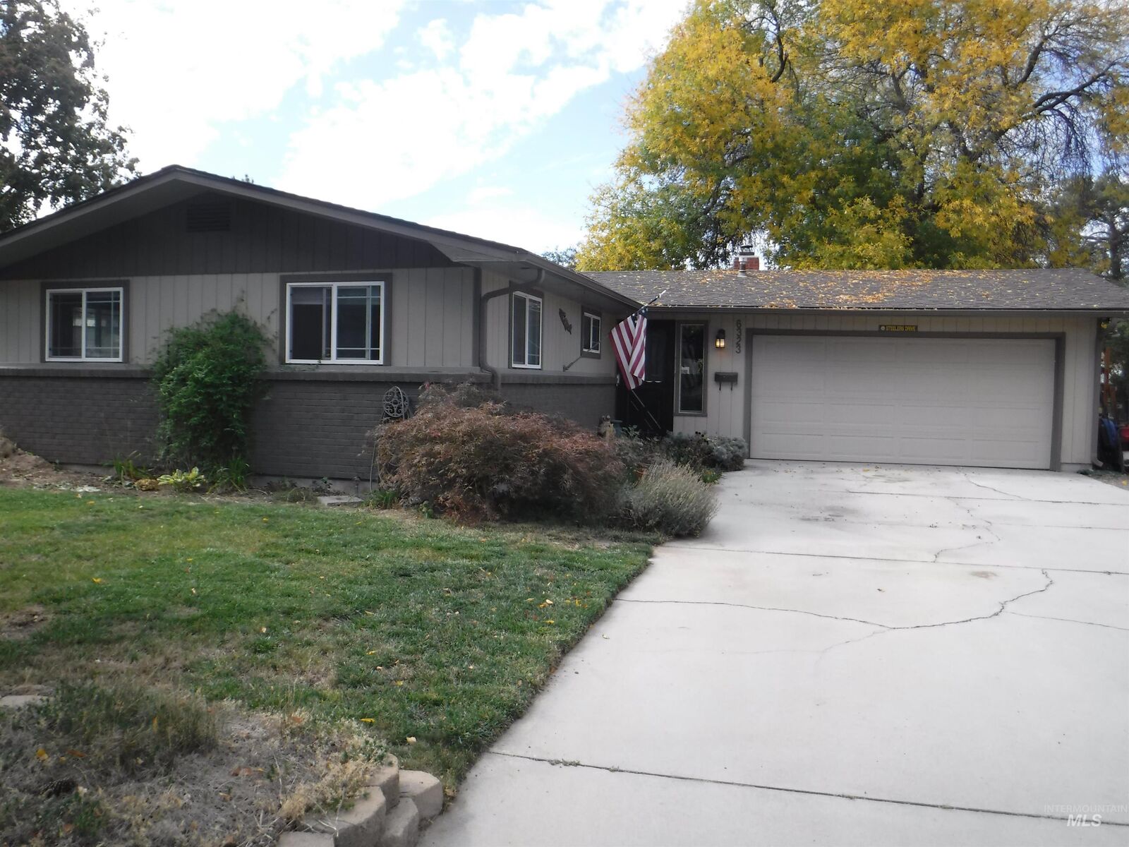 Property Photo:  6323 W Tahoe Dr  ID 83709 
