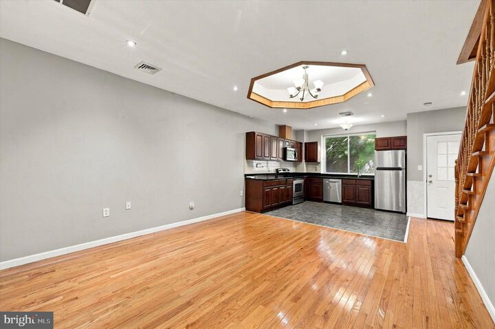 Property Photo:  2323 S Alder Street  PA 19148 