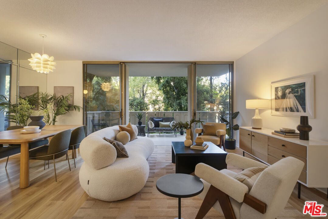 Property Photo: 4455 Los Feliz Blvd, Unit 204 CA 90027