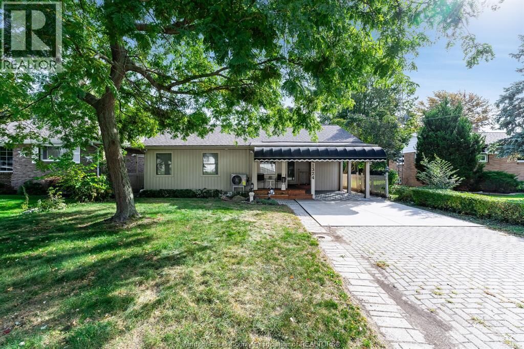 Property Photo:  1324 Orchard Boulevard  ON N9Y 2R7 