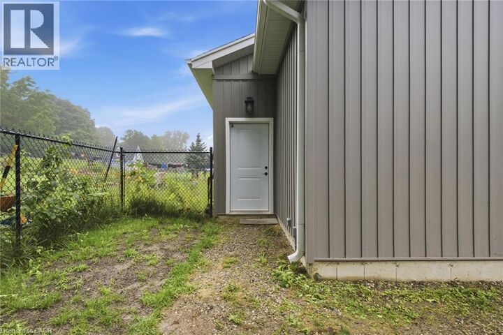 Property Photo:  296 St Ann Avenue  ON N0B 2L0 