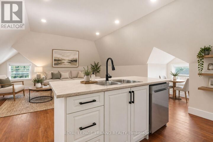 Property Photo:  22 Mitchell Street 1  ON N5R 2T7 
