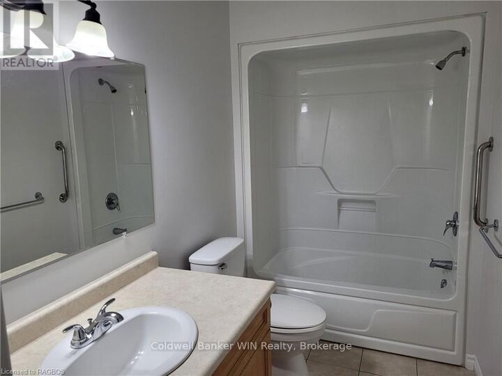 Property Photo: 444 Newfoundland Street 3 ON N0G 2L2