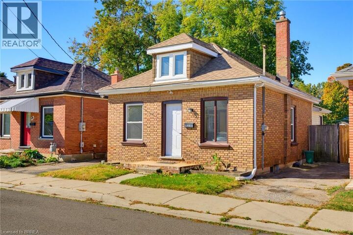 Property Photo:  48 Maitland Street  ON N3S 6L1 