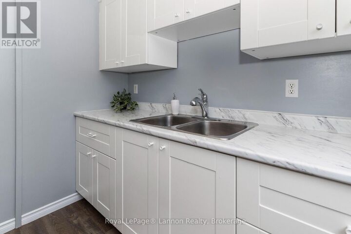 Property Photo: 103A Redwood Avenue West ON P7C 1Z3