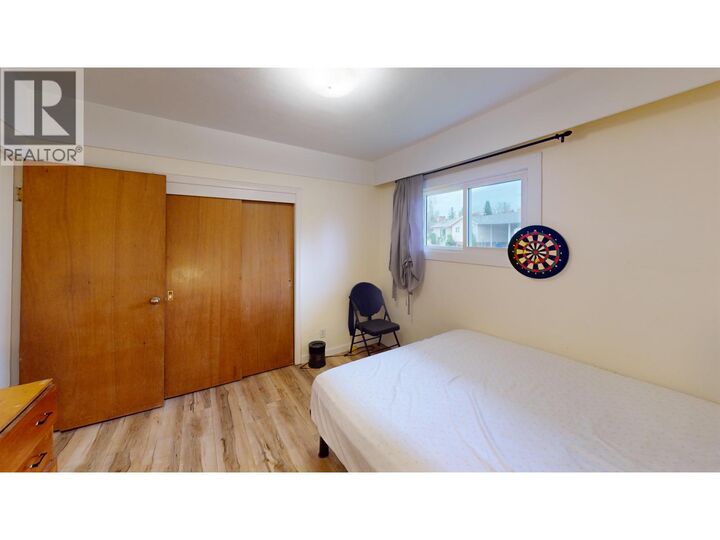 Property Photo:  1136 Yorston Avenue  BC V2J 3B4 