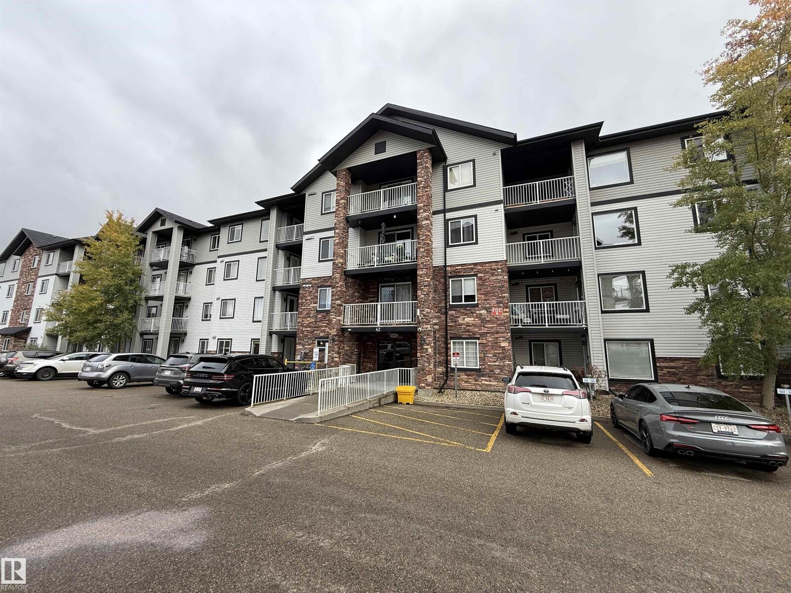 Property Photo: 42 Summerwood Boulevard 310 AB T8H 0C3