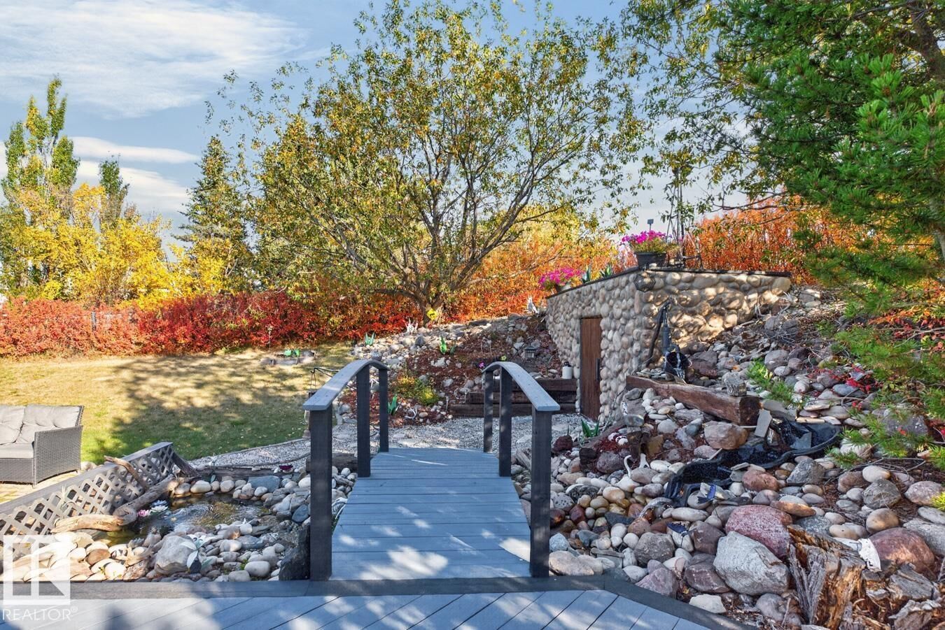 Property Photo:  5502 48 Avenue  AB T4X 1C4 