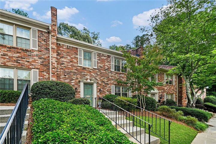 Property Photo:  1481 Leafmore Place  GA 30033 