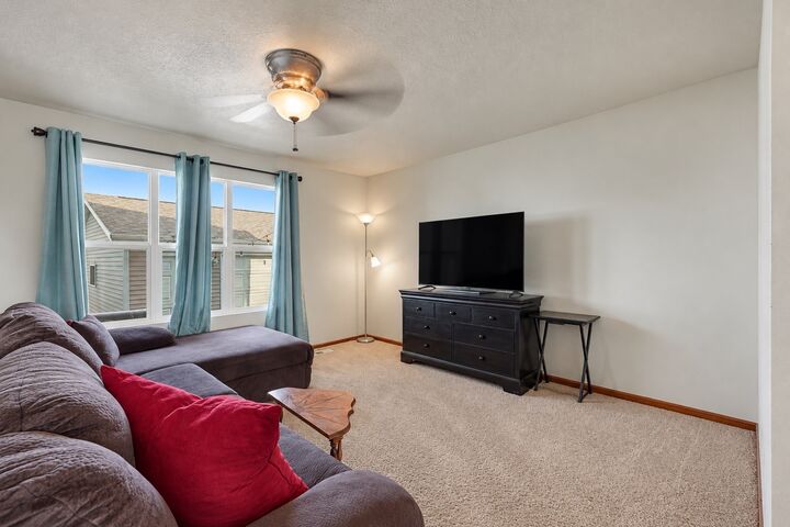 Property Photo:  3304 NW 19th Street  IA 50023 