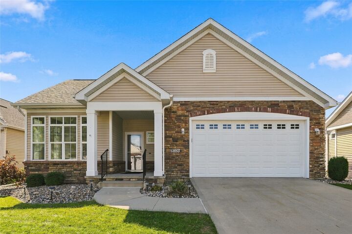 Property Photo:  3106 SW Franklin Lane  IA 50023 
