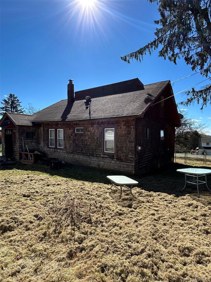 Property Photo:  8 Skyview Drive  NY 12754 