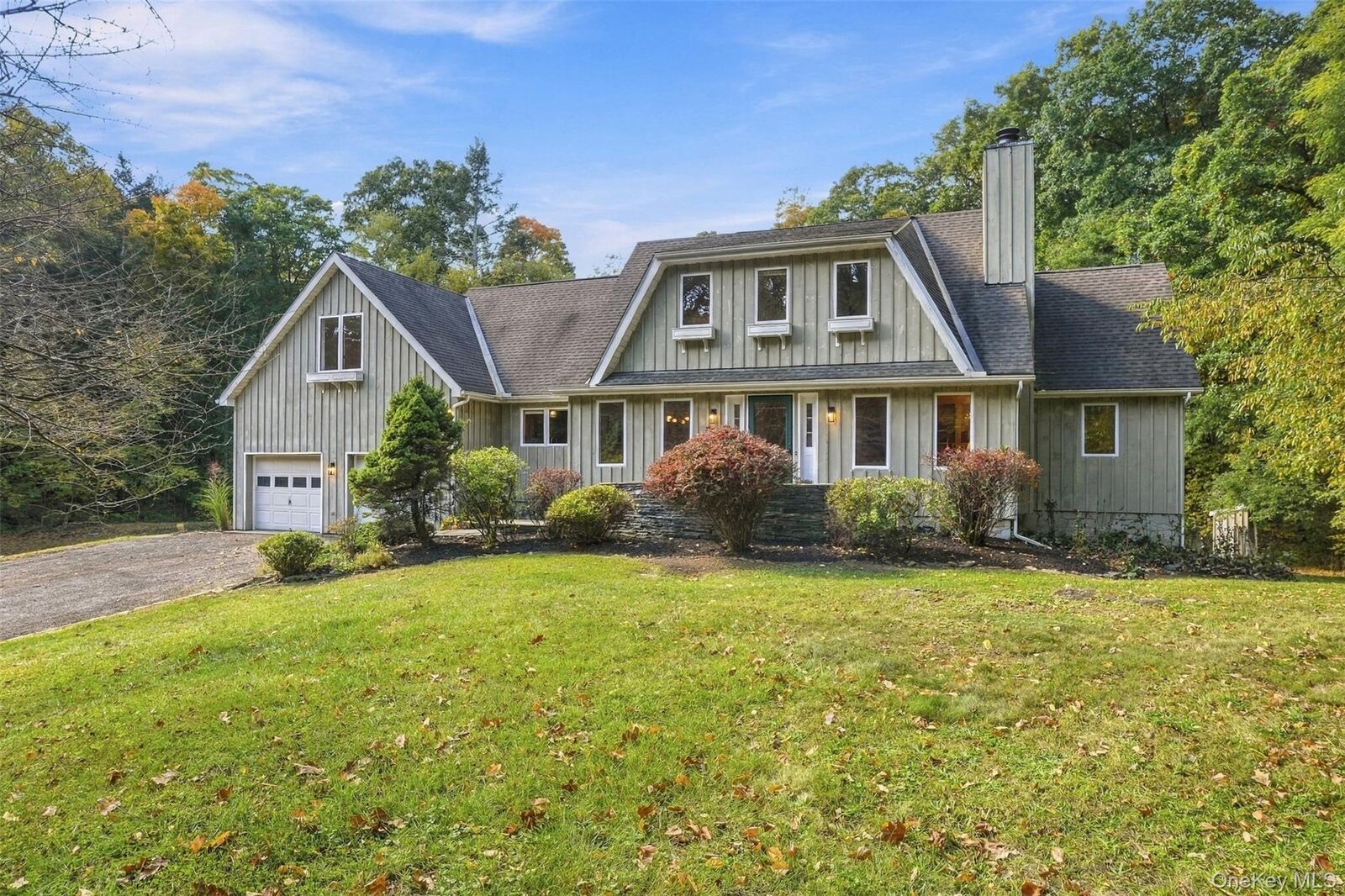 Property Photo: 9 Buttonwood Lane NY 12572
