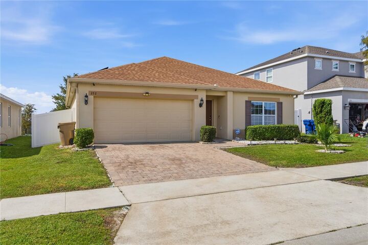 Property Photo: 272 Sparrow Hawk Drive FL 34736
