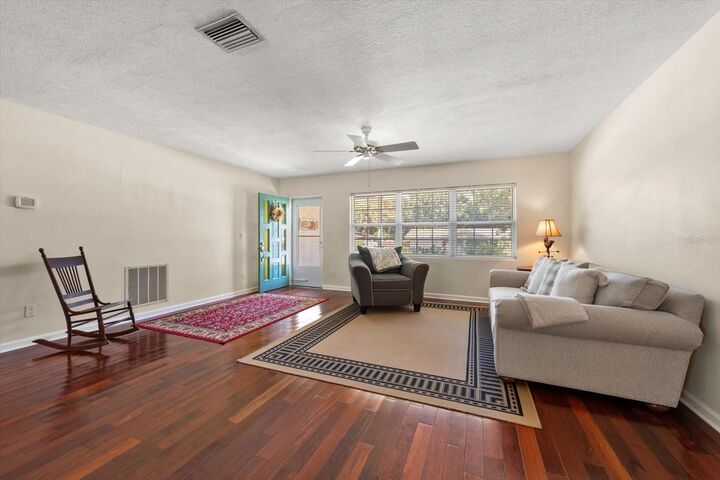 Property Photo: 1706 Owen Drive FL 33759