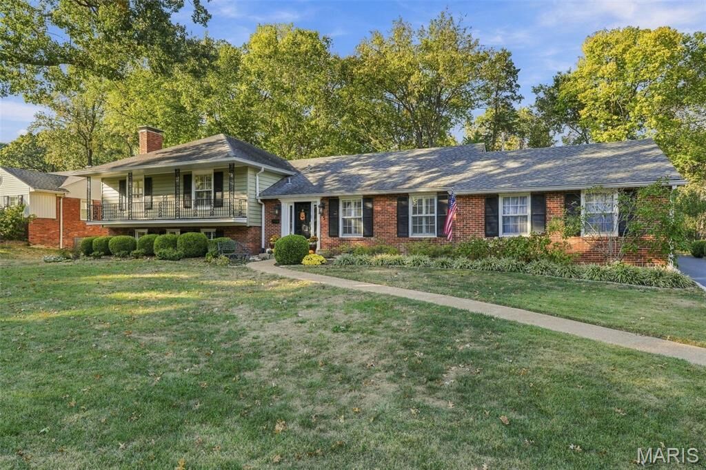 Property Photo: 5 Taylor Estates MO 63122