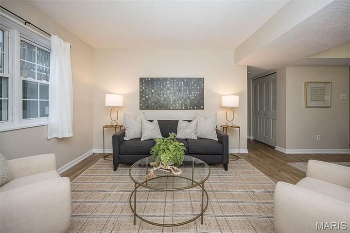 Property Photo:  1435 Oriole Place  MO 63144 