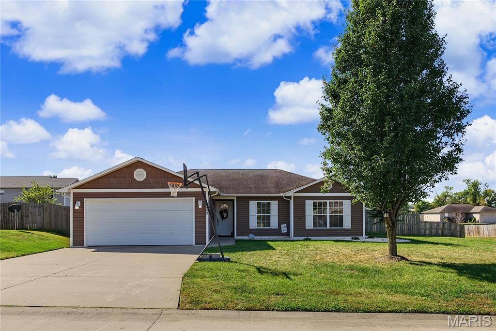 Property Photo:  200 Silver Hawk Lane  MO 63701 