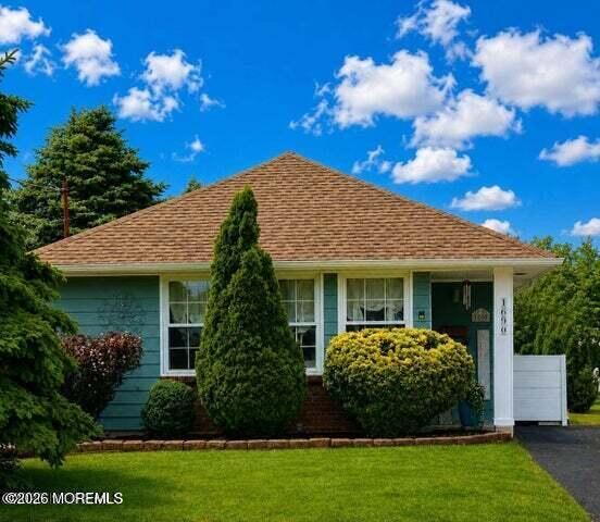 Property Photo:  1690 Yorktowne Boulevard  NJ 08753 