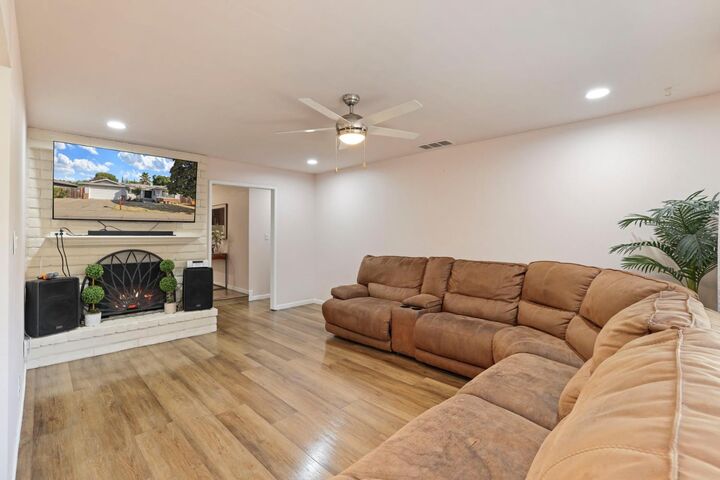 Property Photo:  2859 Amherst Drive  CA 95209 