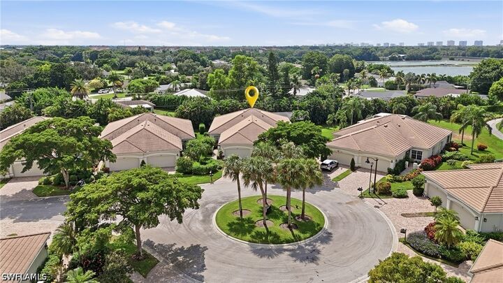Property Photo: 1806 Leamington Lane FL 34109