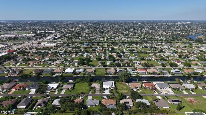 Property Photo: 209 SE 28th Terrace FL 33904