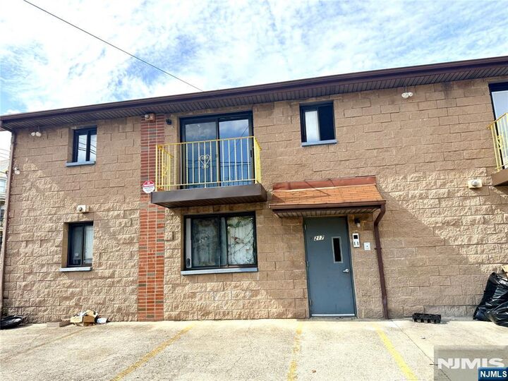 Property Photo:  217-221 Park Avenue 5  NJ 07501 