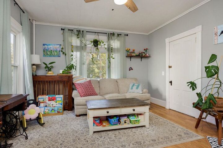 Property Photo:  13 Charles Street  NH 03743 