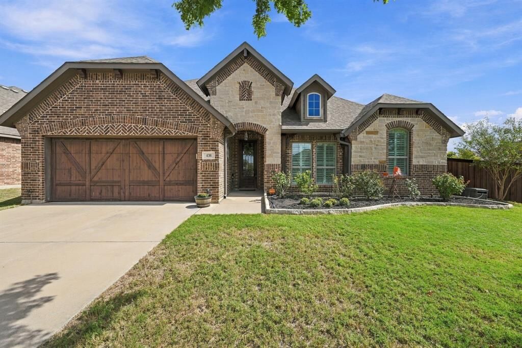 Property Photo: 438 Salt Cedar Drive TX 76065
