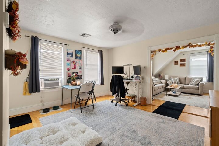 Property Photo:  12 Greendale Ave  MA 01606 