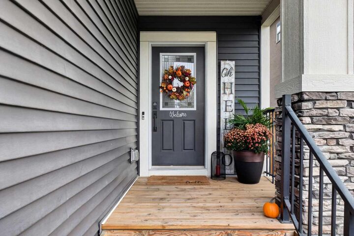 Property Photo:  160 Rainbow Falls Passage  AB T1X 0S6 