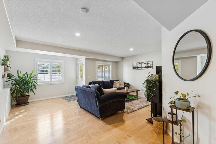 Property Photo:  35 Royal Oak Gardens NW  AB T3G 5S5 