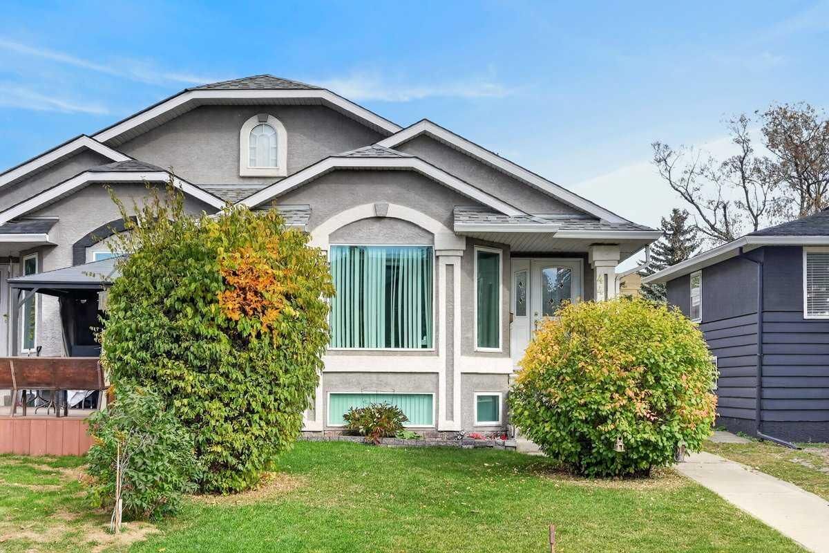 Property Photo:  4418 20 Avenue NW  AB T3B 0T6 