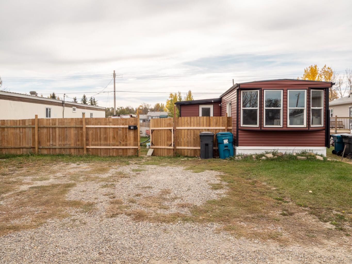 Property Photo: 226 N 2 Street W 18 AB T0K 1J0