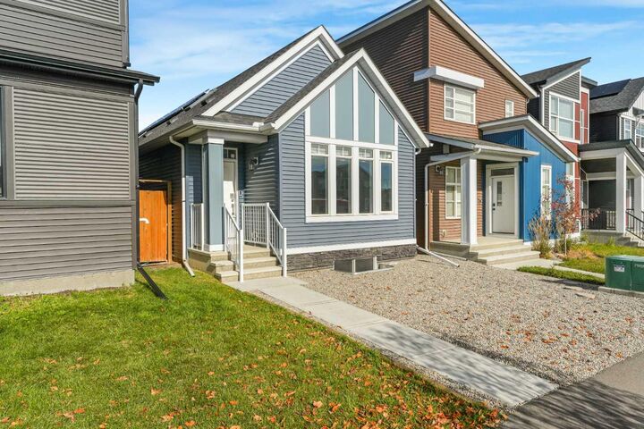 Property Photo:  156 Belmont Boulevard SW  AB T2X 4W1 