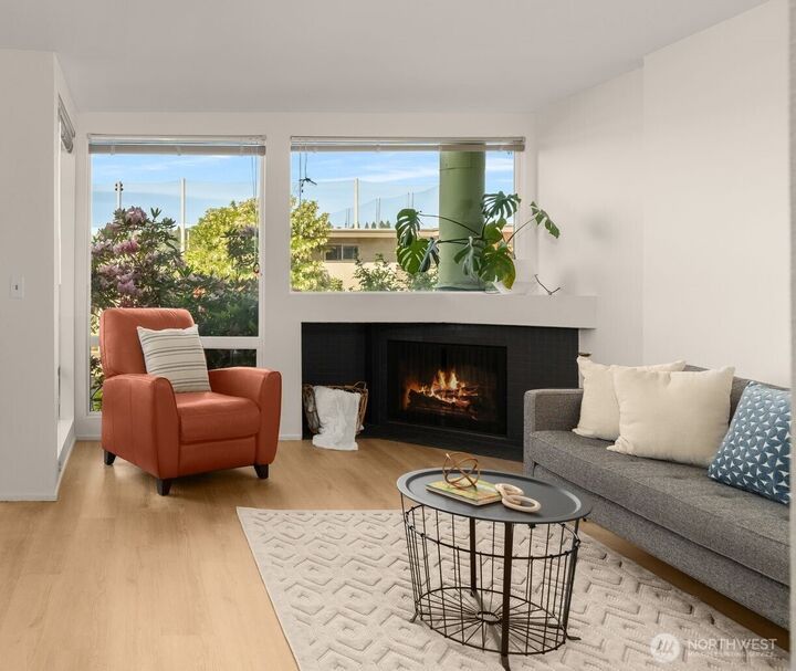 Property Photo:  2831  Fourteenth Ave W #2  WA 98119 