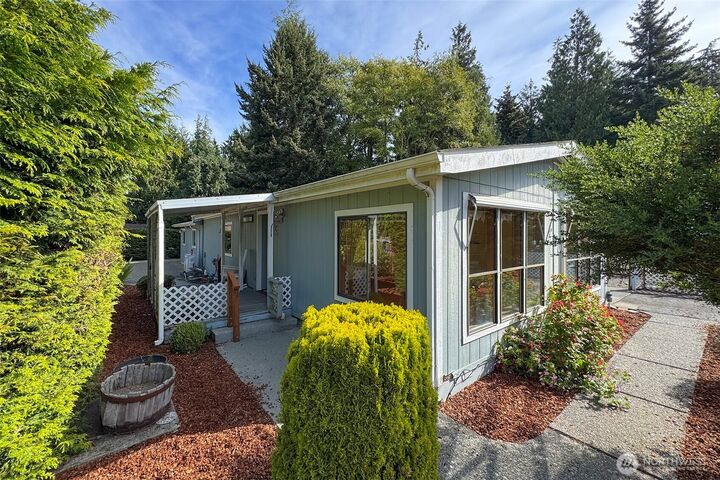 Property Photo:  250  Heather Circle  WA 98362 