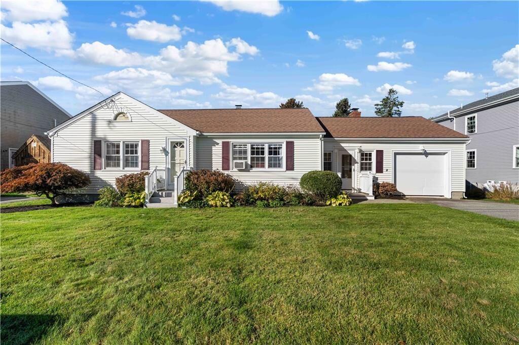 Property Photo:  8 Wheeler Avenue  RI 02809 