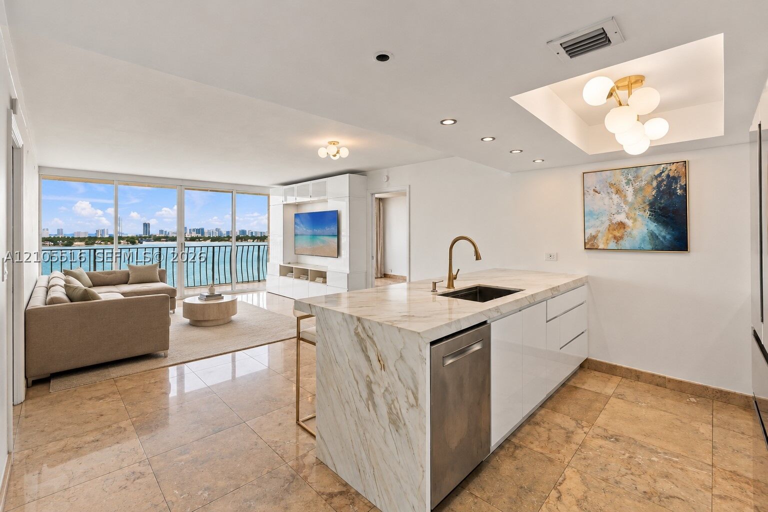 Property Photo: 7601 E Treasure Dr 1619 FL 33141