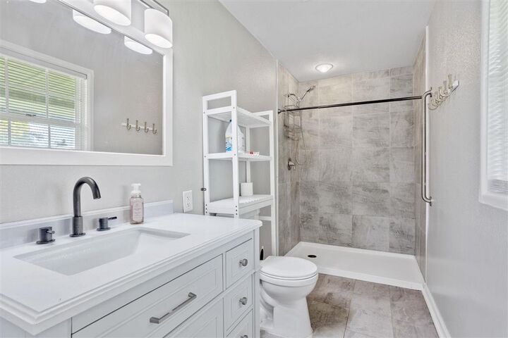 Property Photo:  4430 Tamarack  LA 70605 