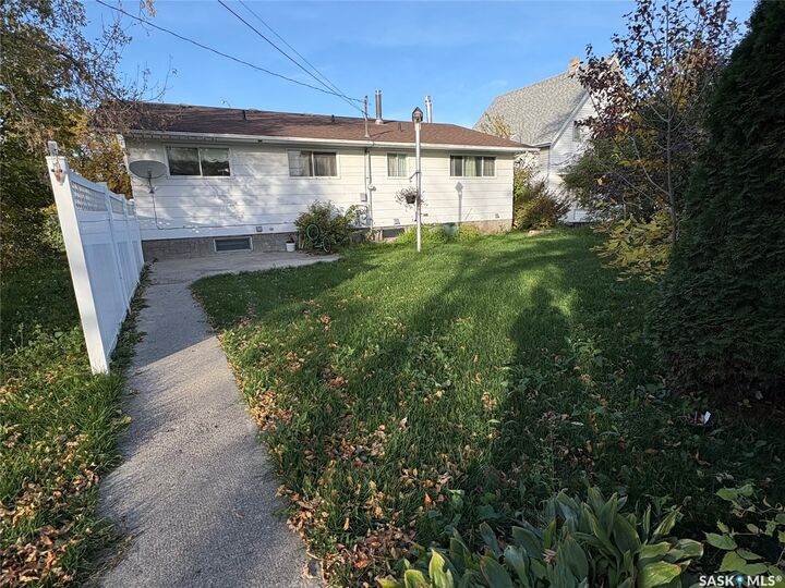 Property Photo:  629 Main Street  SK S0G 2S0 