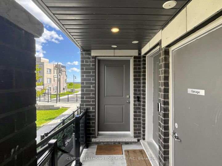 Property Photo:  17 Lookout Drive C  ON L1C 7G2 