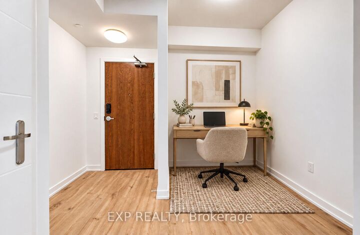 Property Photo:  30 Francis Street S 4210  ON N2G 0B5 