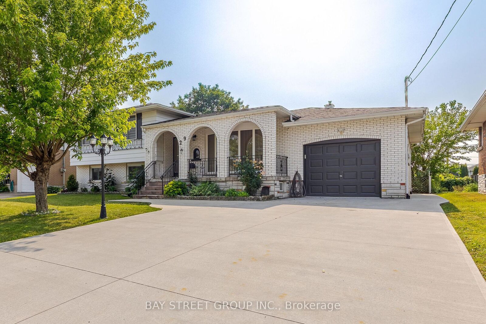 Property Photo: 29 West Street N Upper ON L2V 2S1