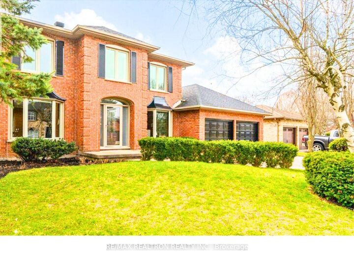 Property Photo:  5 Lavender Way  ON N5X 3J2 